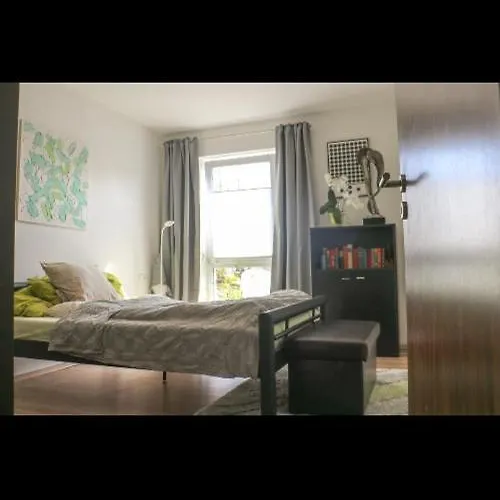 アパート Idyllisches Mit 2 Schlafzimmer *